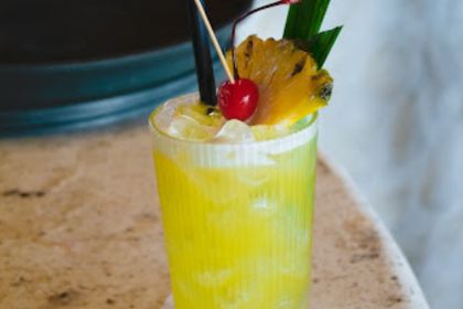 Maia beach bar Da Nang