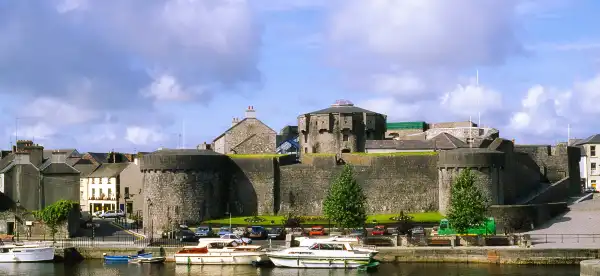 Hotels in Athlone