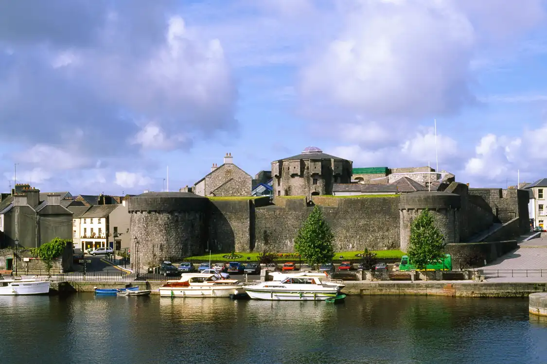 Hotels near Athlone Tourist Information Centre