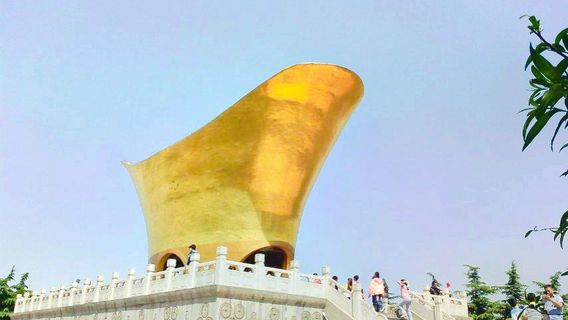 Юань Баошань