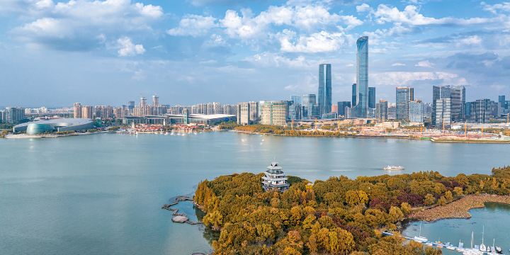 Jinji Lake