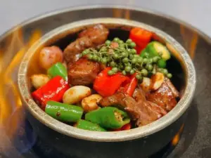 Tongqinglou Mingzhu fumao Store