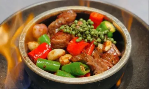 Tongqinglou Mingzhu fumao Store