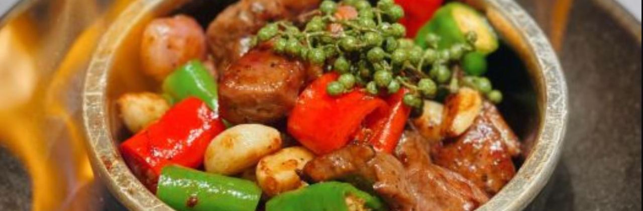 Tongqinglou Mingzhu fumao Store