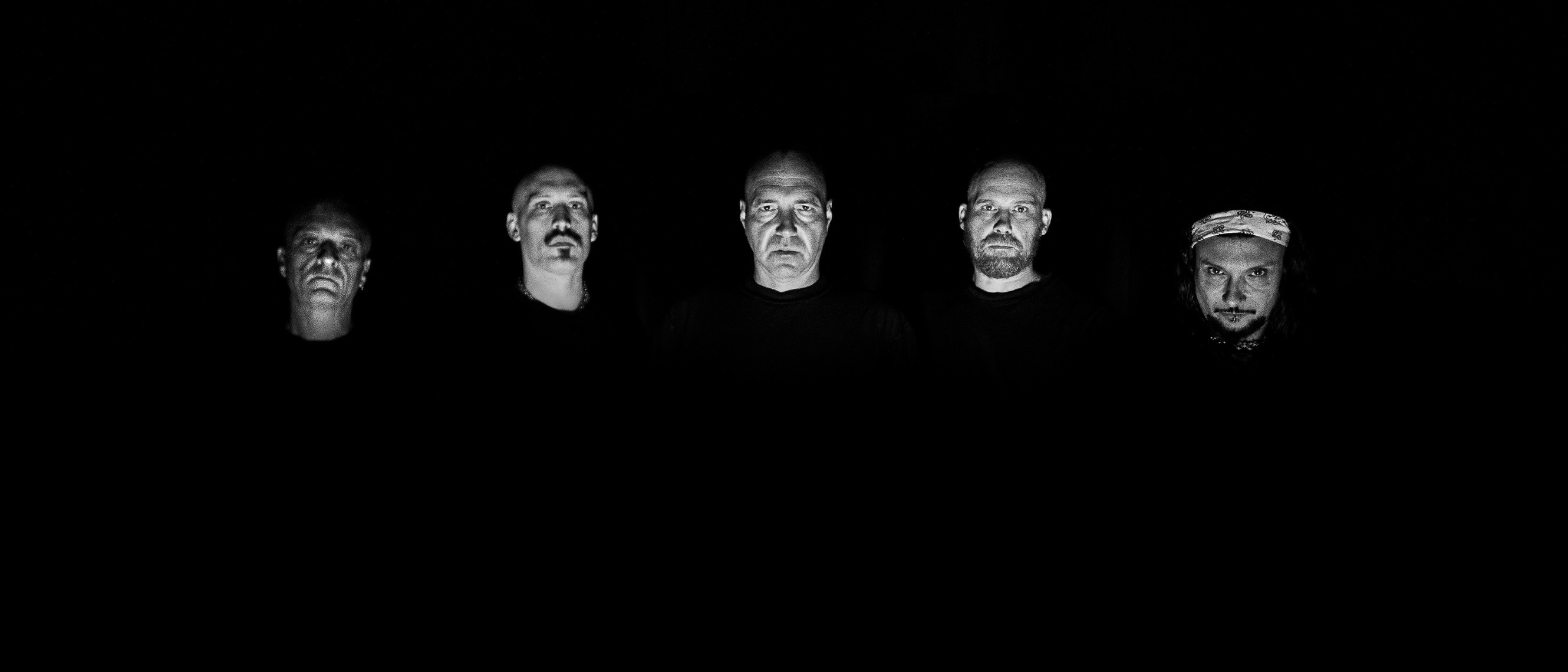 【オーバートラウブリング】メイヘム ツアー | Eventhall Airport