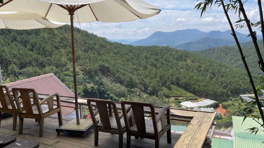 Tiệm cà phê Cheo veooo