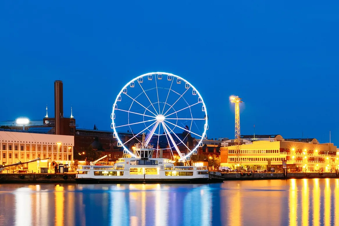2_SkyWheel Helsinki