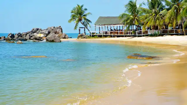 Hotels near Long Beach