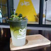 Yellow Cafe' Trang