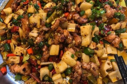 XIN XIAN HE DAN MO DOU HUA ZHUANG