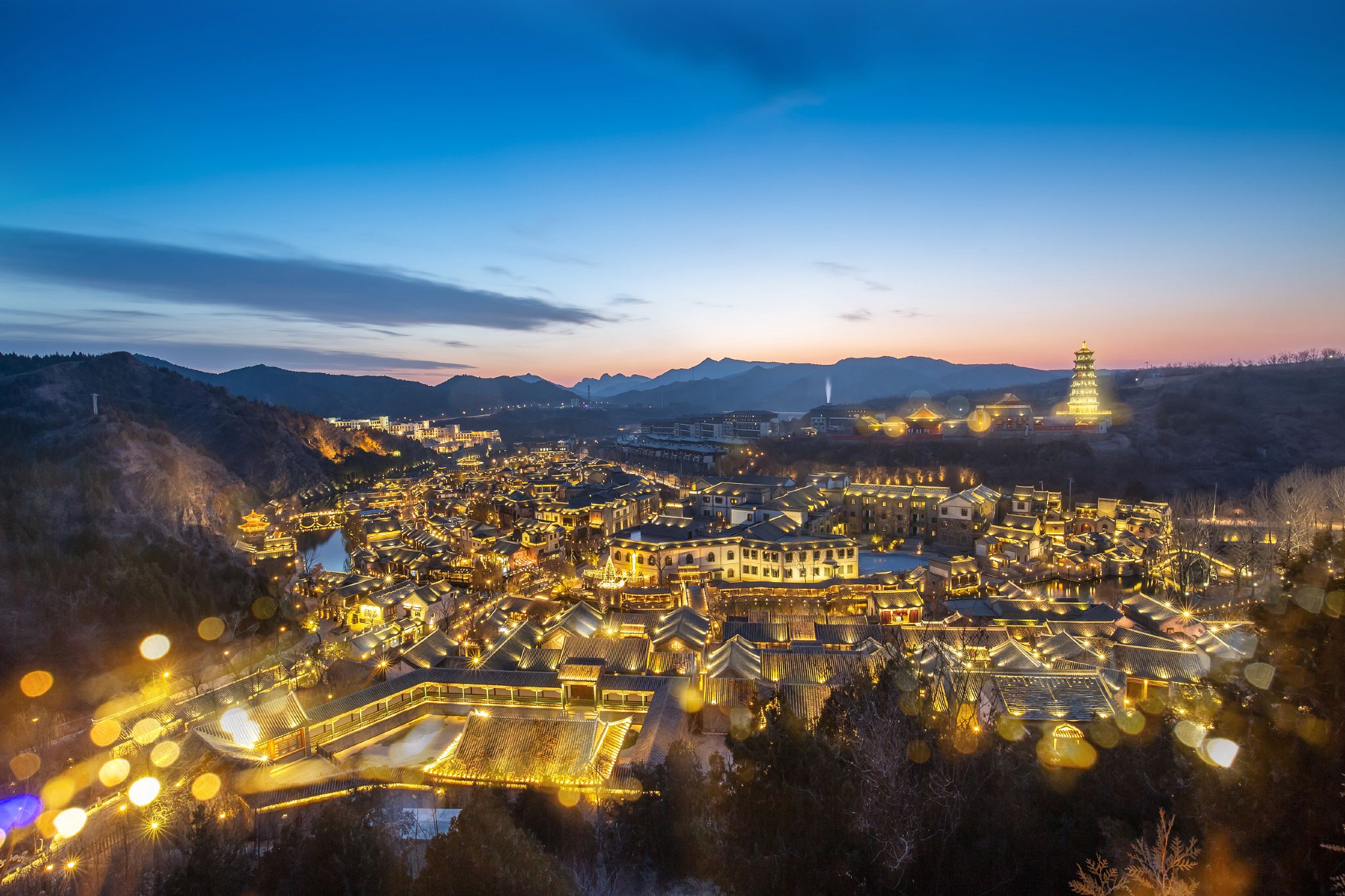 Tour di un giorno a Pechino: Città sull'acqua di Gubei + Grande Muraglia di Simatai con autista inglese