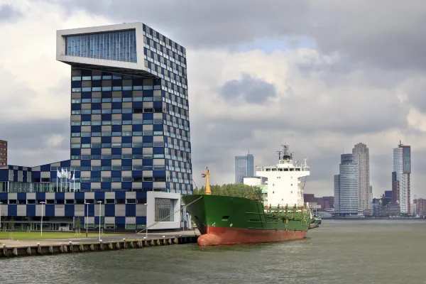 Hotels near Rotterdam Centraal Station