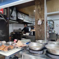 严卤肉饭店(西顺城街店) User Photo