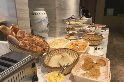 凱裡亞德酒店(博羅遠望數位城店)