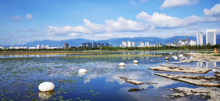 Flug Warschau Baoshan