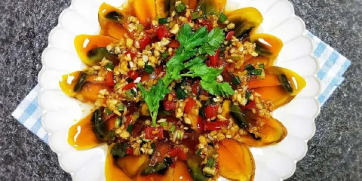 Koh Ngai Chomview Resturant