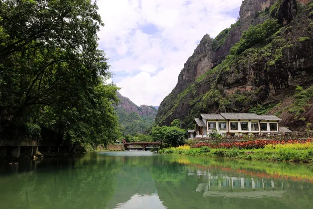 Nanxi River Lion Crag Hotel