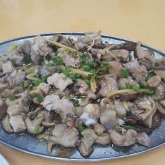 兴梅饭店(霞兴北路店) User Photo