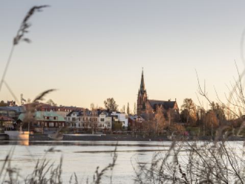 Flugzeit Frankfurt nach Umeå