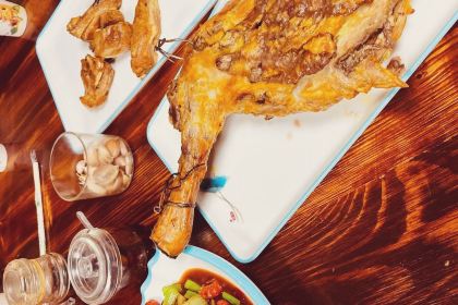 喀纳斯蝴蝶餐厅