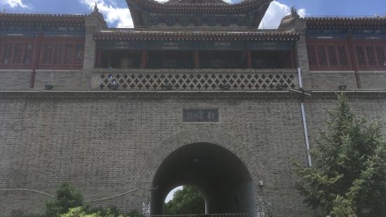 中国历史文化名城陕西省榆林市，古城内老衔，最北端的鼓楼，是著
