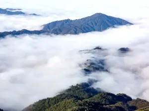 雷公山