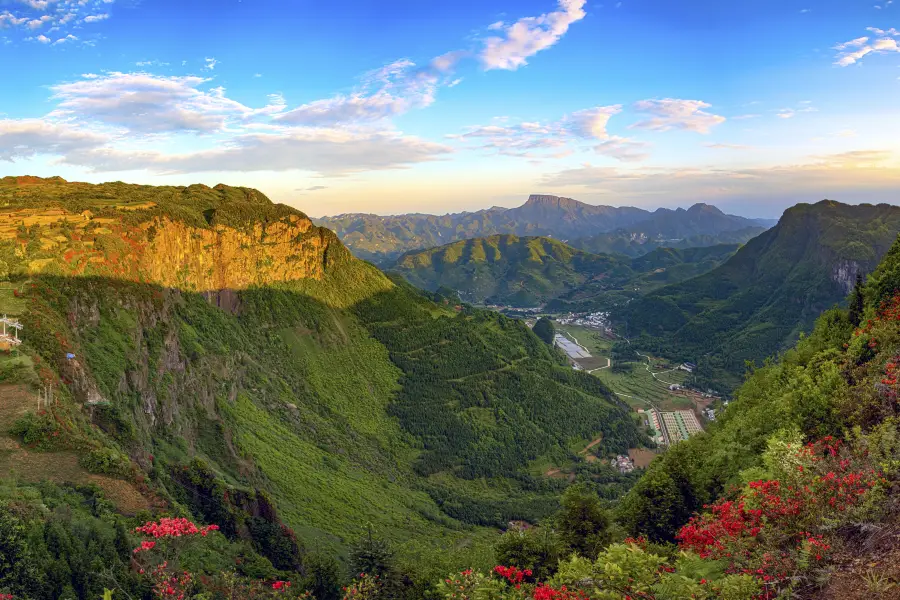 Niangniang Mountain Tourism Sceneic Area