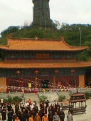 Linyibaiyun Temple