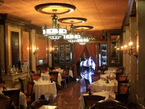 La Famiglia Ristorante