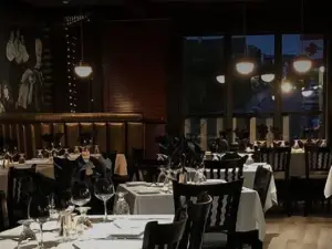 Rosebowl Steaks & Seafood