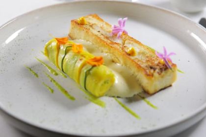 Restaurant de l'Hostellerie du Chateau des Fines Roches