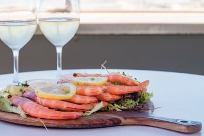 Sammys on the Marina