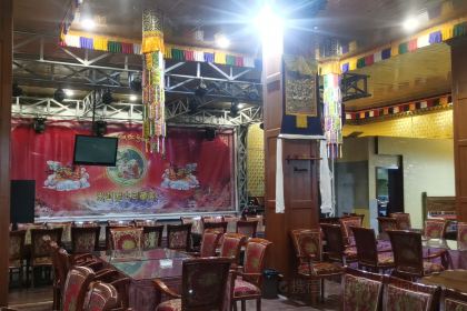 嘎哇拉音乐藏餐厅