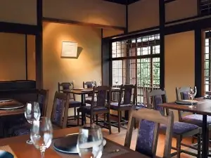 LE UN NIPPONIA HOTEL Oozu Jokamachi