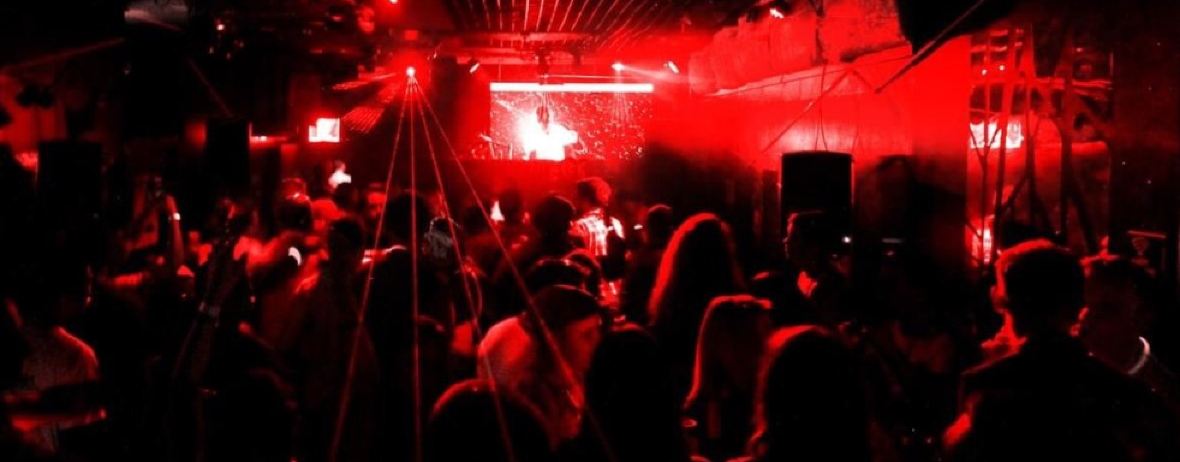 Round 6 Bar & Night Club