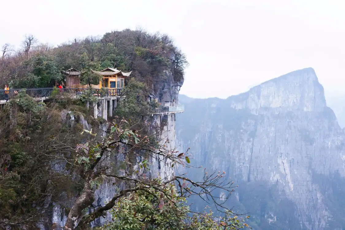 Hotels near Lingxiao Observation Deck