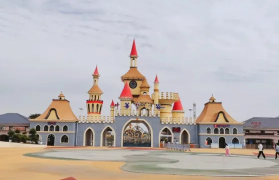 中華夢幻谷門票 + 兩園通票（遊樂園 + 七彩樂園）成人