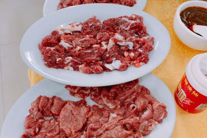 官塘弟少坚牛肉火锅