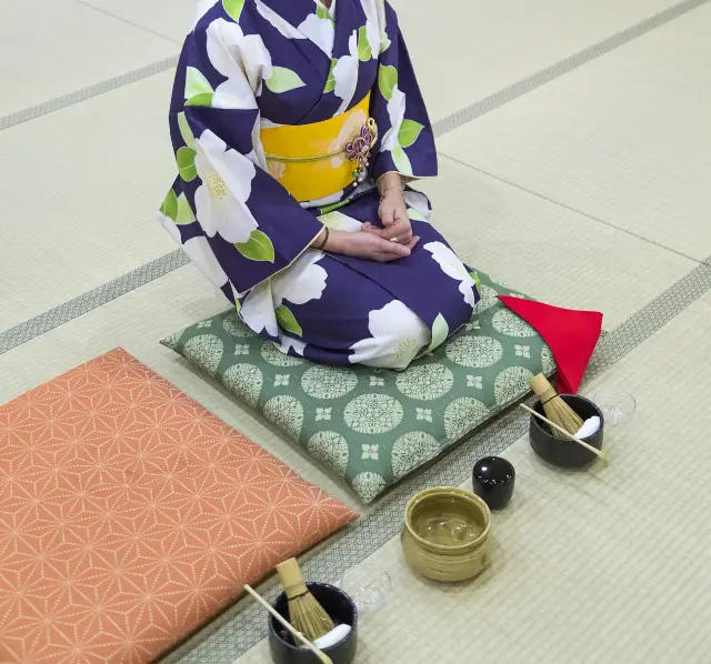 Tea Ceremony Experiences in Osaka