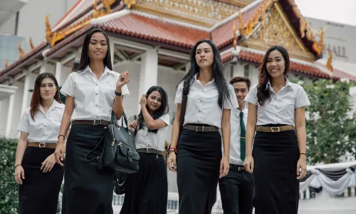 สัมผัสประสบการณ์สวมชุดนักเรียนที่กรุงเทพฯ