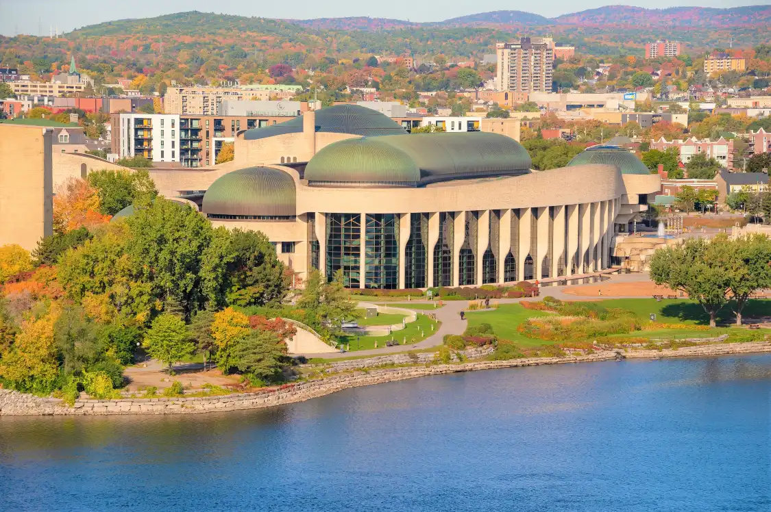 Hotels near Canadian Museum of History