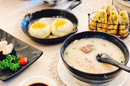 纳福苑(亮庆餐饮分店)