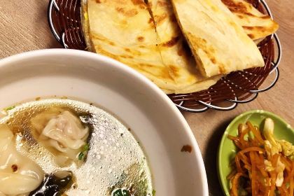 石门侯·石门馄饨侯(革新北街店)