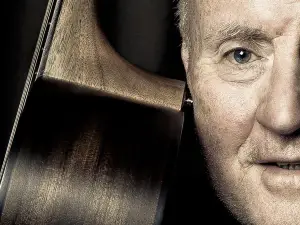 ニューブリッジ | Christy Moore ツアー