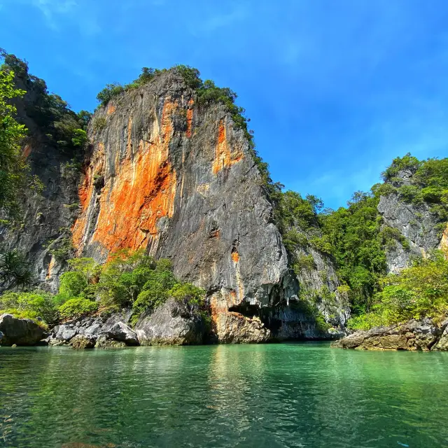 เกาะห้อง มหัศจรรย์ธรรมชาติ