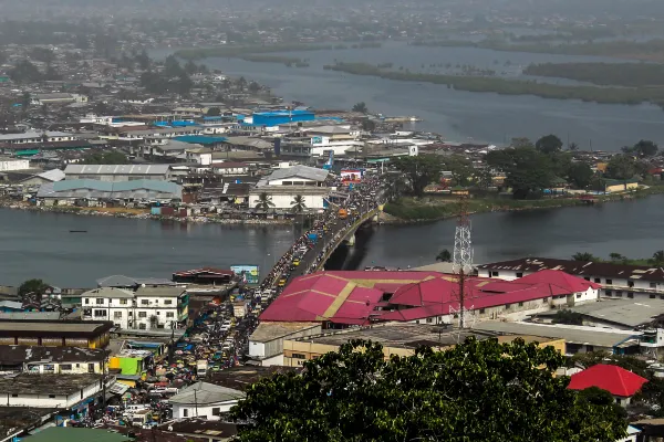 Vé máy bay Monrovia Đà Nẵng