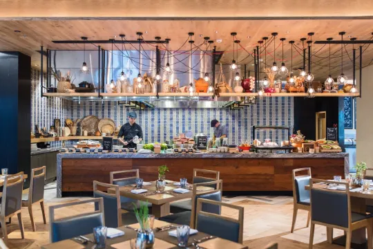 รีวิว Renaissance Pattaya Resort & Spa สัมผัสความหรูติดริมหาด