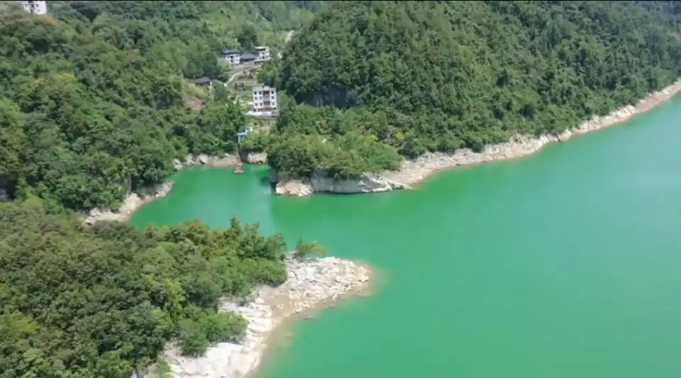 Hotel dekat Double Dragon Lake