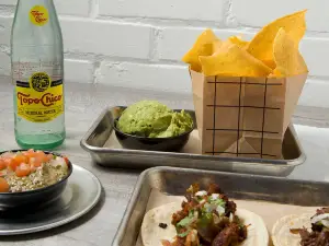 Luna's Tacos & Tequila