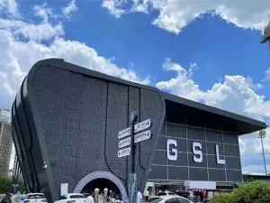 GODZILLA